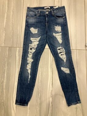Guess Women's Medium Blue Ripped Skinny Jeans